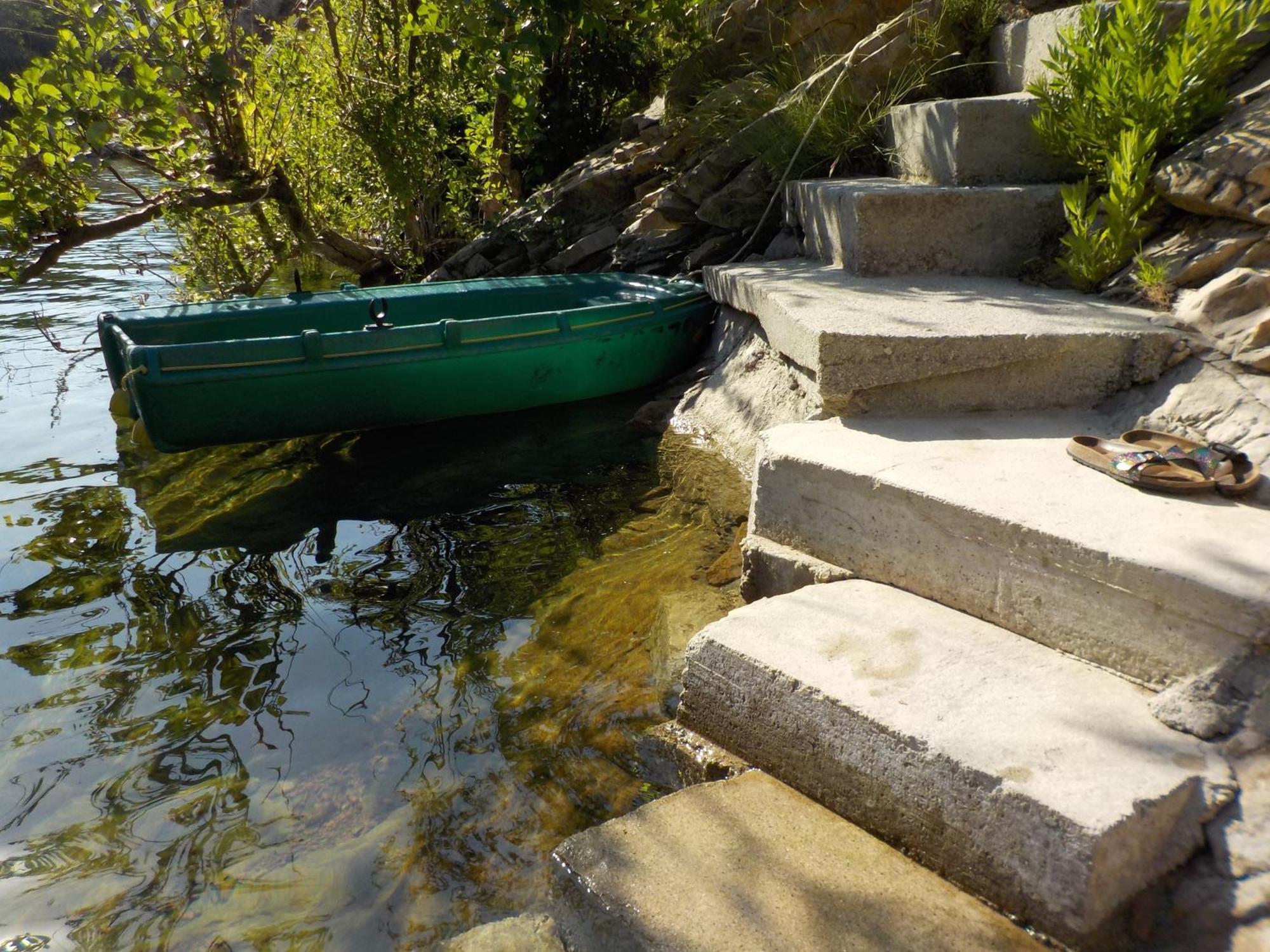 Villa Les Pieds Dans L'Eau Le Pont du Travo Екстер'єр фото