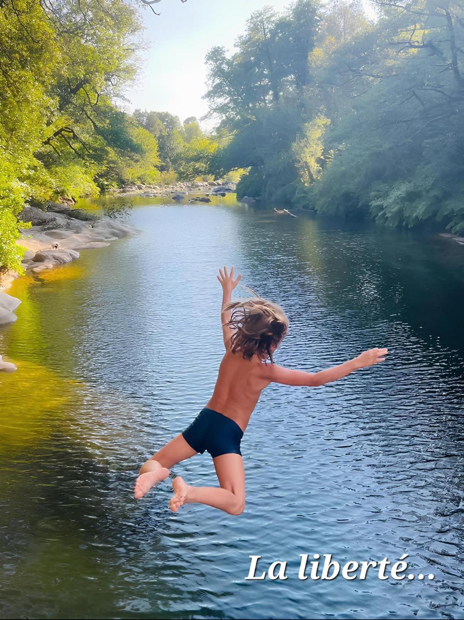 Villa Les Pieds Dans L'Eau Le Pont du Travo Екстер'єр фото